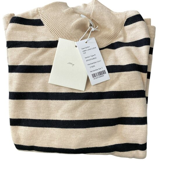 NWT Abbey Striped Sweater Size Small - Picture 5 of 7
